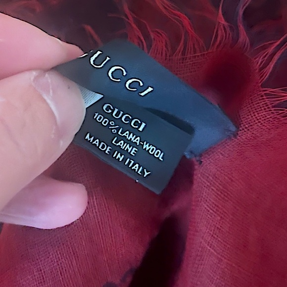 Authentic Gucci Tom Ford Monogram GG Double Sided Red & Purple Long Scarf - Picture 10 of 11